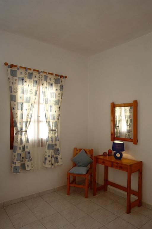 Irene Rooms Folegandros Island Экстерьер фото