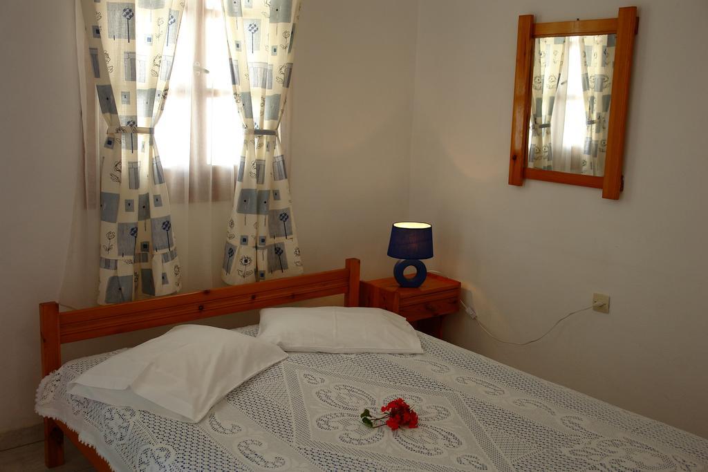 Irene Rooms Folegandros Island Номер фото
