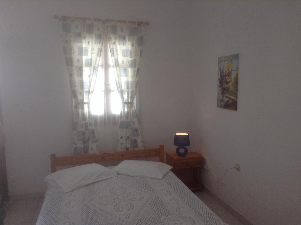 Irene Rooms Folegandros Island Экстерьер фото