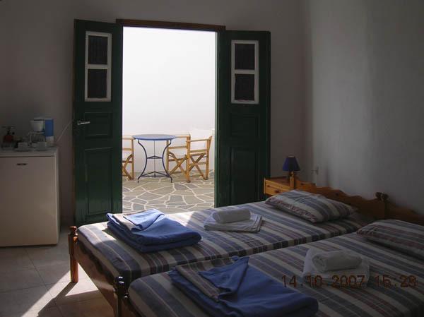 Irene Rooms Folegandros Island Экстерьер фото