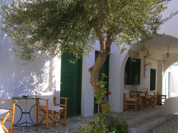 Irene Rooms Folegandros Island Экстерьер фото