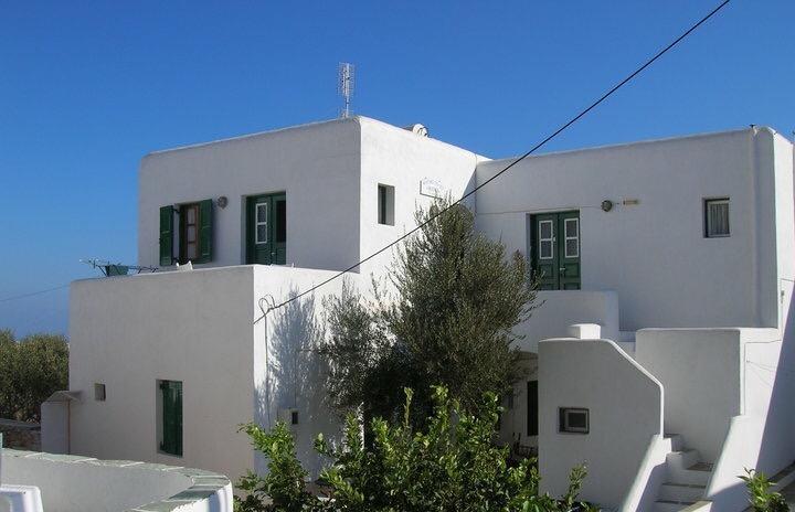 Irene Rooms Folegandros Island Экстерьер фото